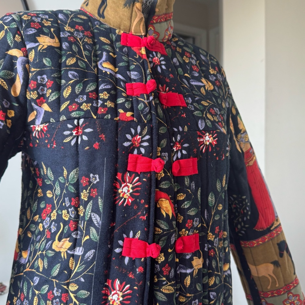 🌸 Asian Inspired quilted Chinese Padded Jacket Size M, China Coat - Picture 7 of 14